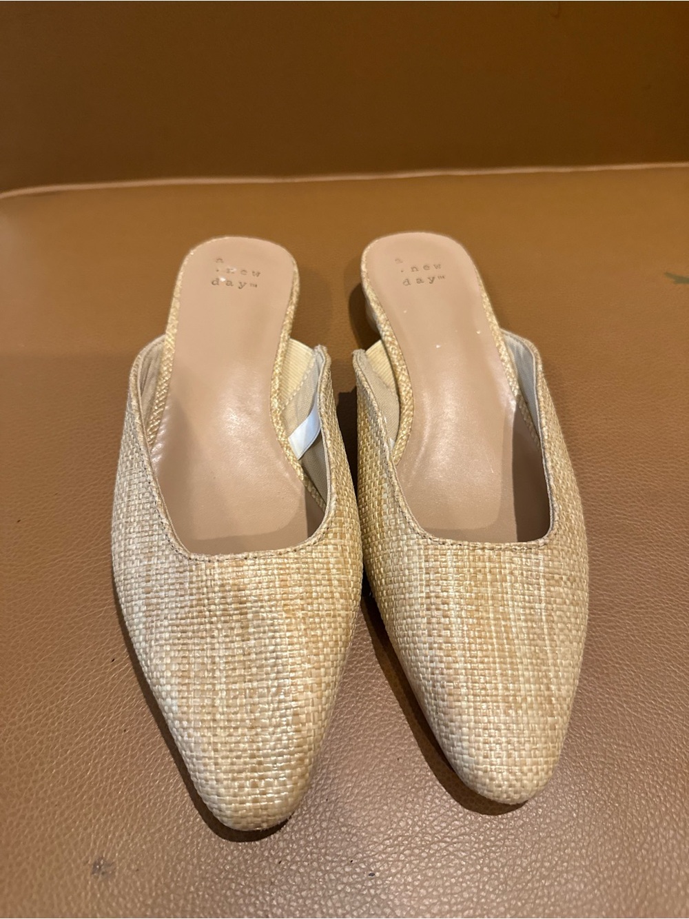 Never worn size 6 a new day Natural Woven Pointed-Toe Slingback Mules